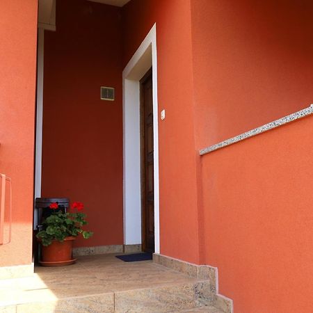 Apartment Zita With 1 Bedroom In Relaxing Surroundings Near Umag Zewnętrze zdjęcie