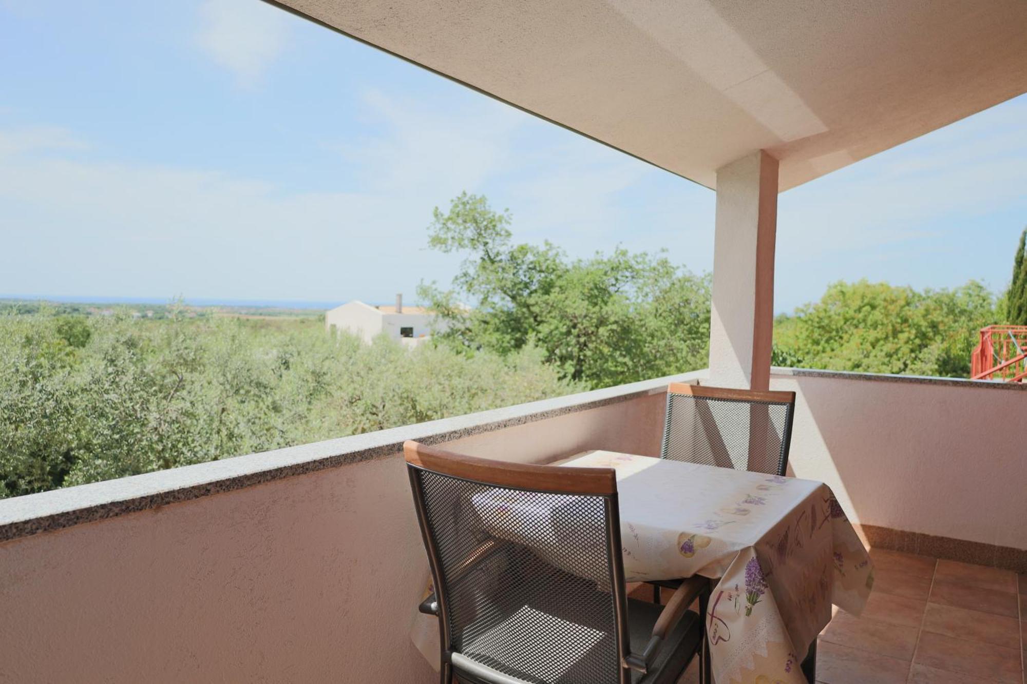 Apartment Zita With 1 Bedroom In Relaxing Surroundings Near Umag Zewnętrze zdjęcie