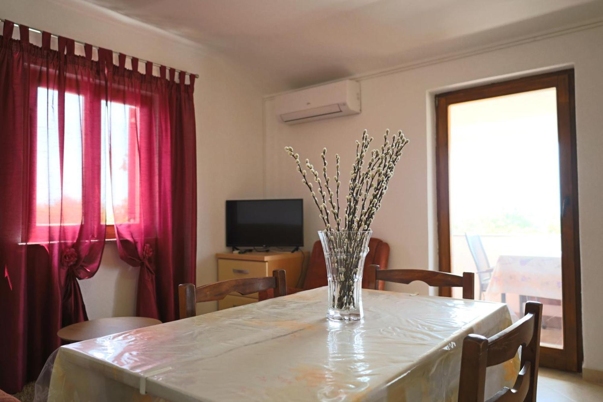 Apartment Zita With 1 Bedroom In Relaxing Surroundings Near Umag Zewnętrze zdjęcie