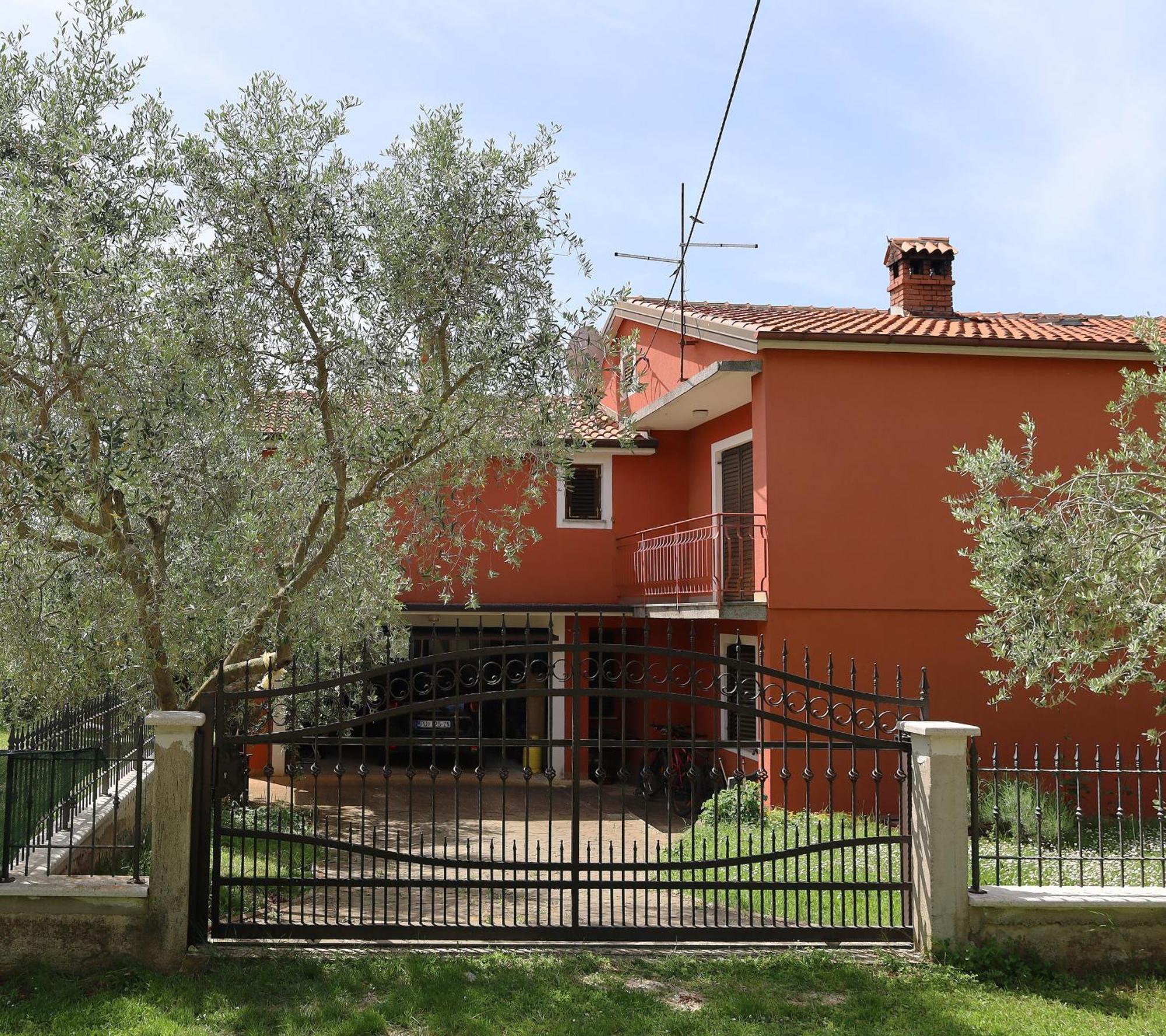 Apartment Zita With 1 Bedroom In Relaxing Surroundings Near Umag Zewnętrze zdjęcie