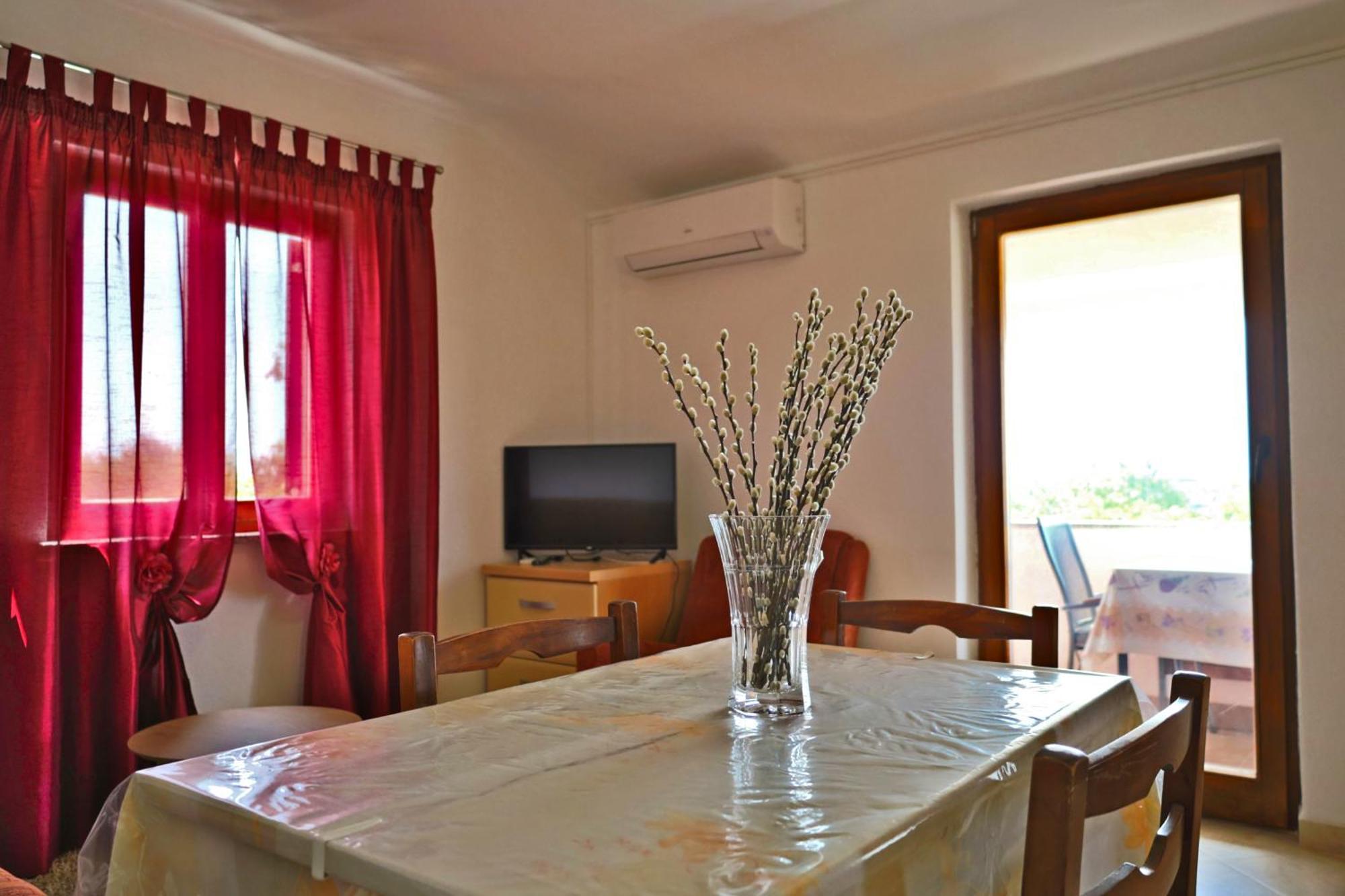 Apartment Zita With 1 Bedroom In Relaxing Surroundings Near Umag Zewnętrze zdjęcie